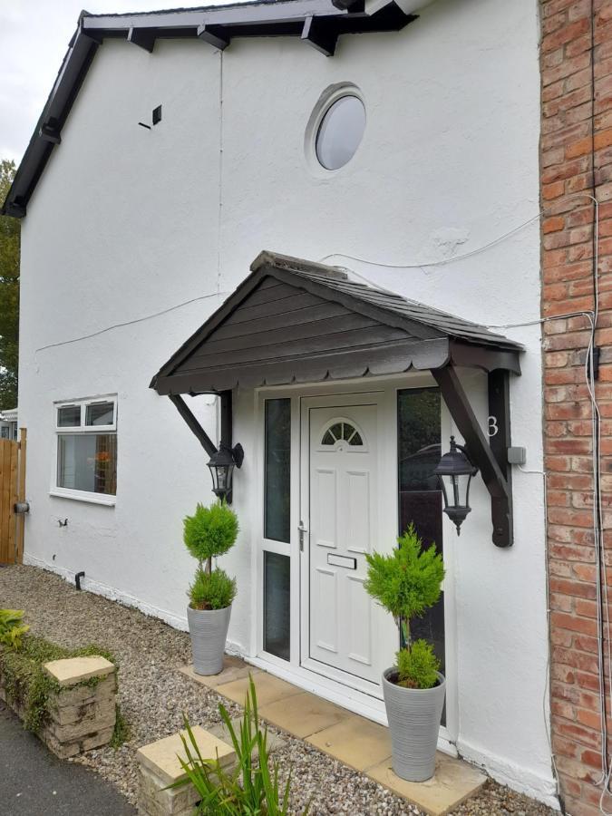 3 Brookside House Villa Pickering Exterior photo